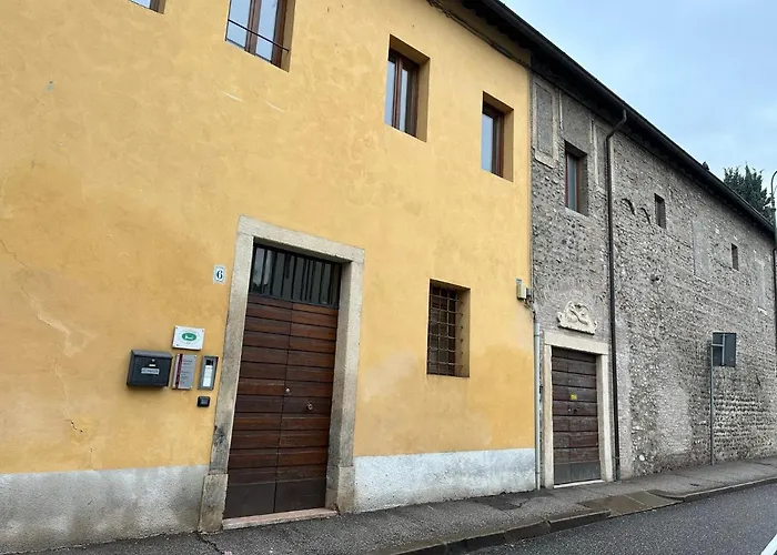 Bed and Breakfast Domus San Bernardino Verona